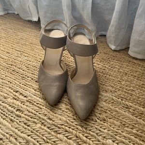 Paul Green Taupe Women's Heels